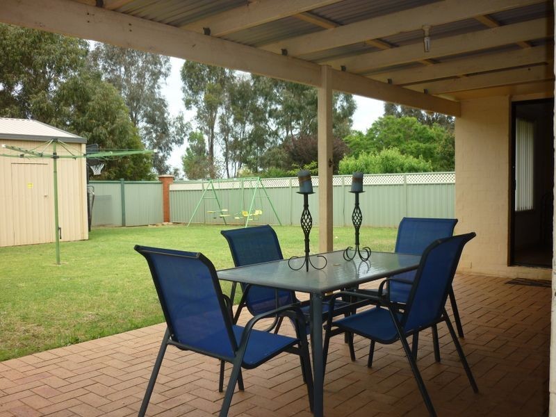 15 Namoi Crescent, Dubbo NSW 2830