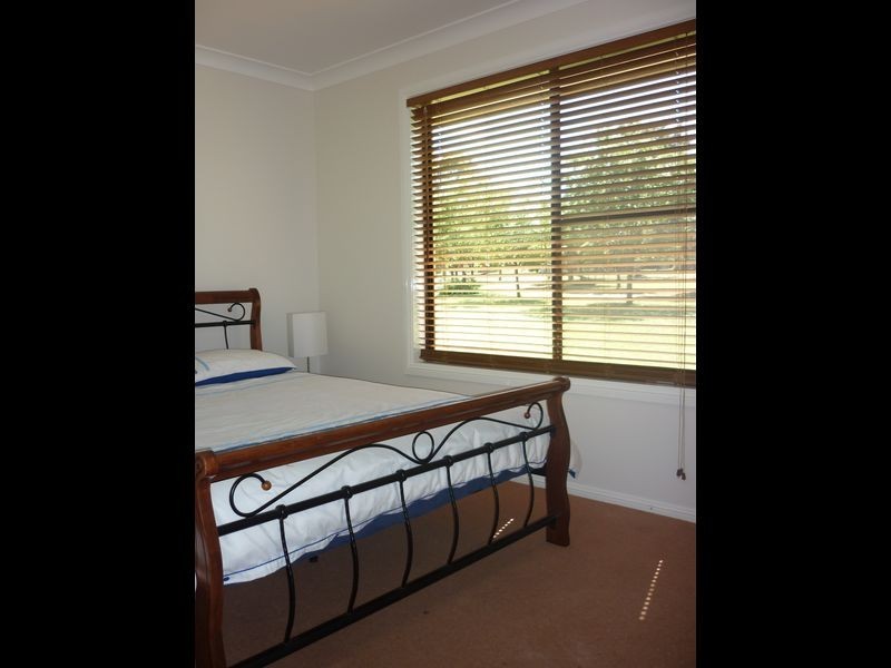 13R Wilfred Smith Drive, Dubbo NSW 2830