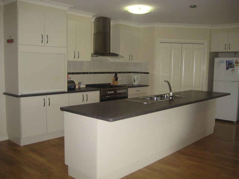 2 Cypress Point Drive, Dubbo NSW 2830