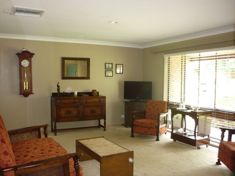 24 Belmore Place, Dubbo NSW 2830