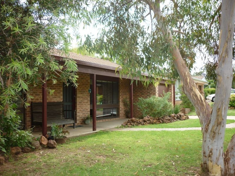 24 Belmore Place, Dubbo NSW 2830