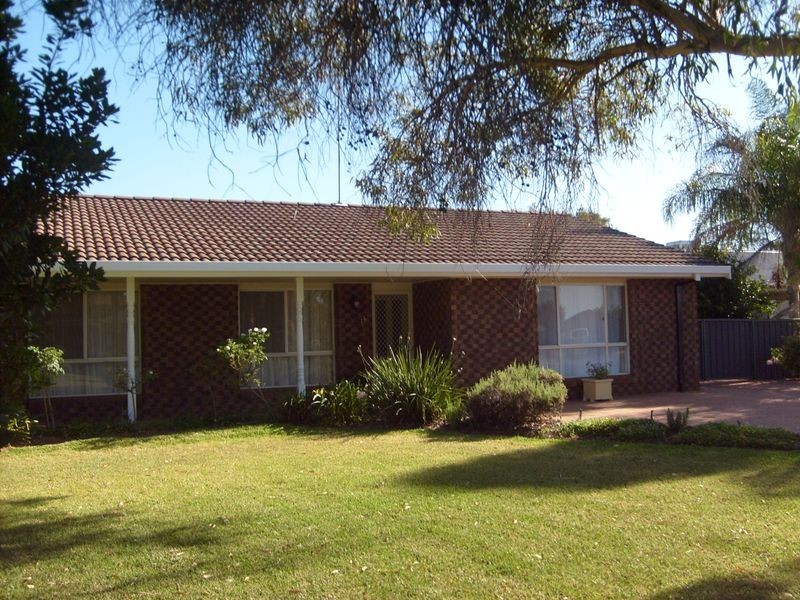 16 Nelson Place, Dubbo NSW 2830