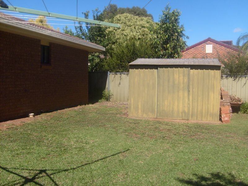 4 Hamilton Close, Dubbo NSW 2830