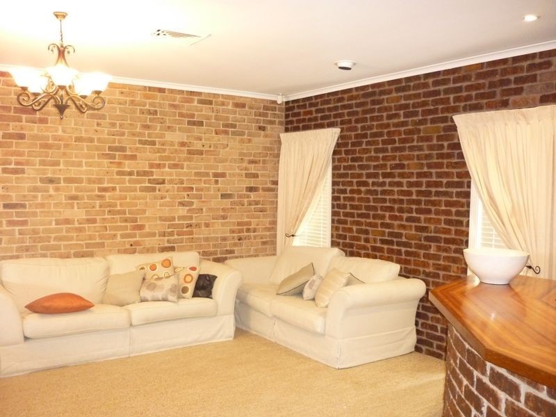 53 Crown Street, Dubbo NSW 2830