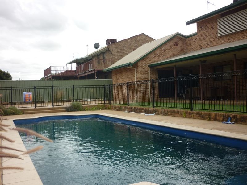 53 Crown Street, Dubbo NSW 2830
