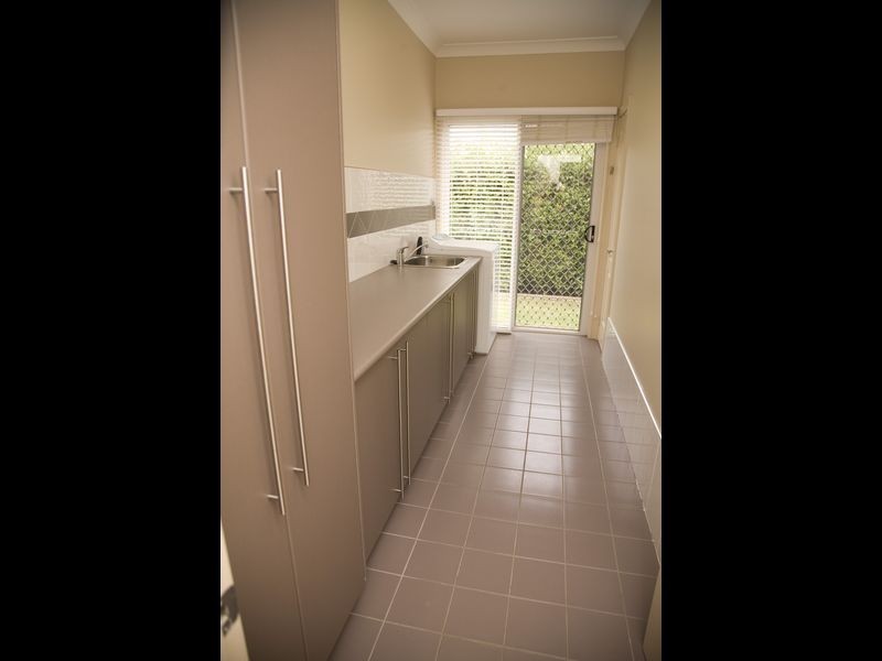 8 Englewood Avenue, Dubbo NSW 2830
