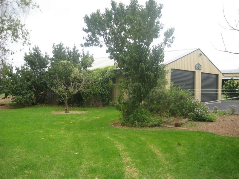 12R Kurrajong Drive, Dubbo NSW 2830