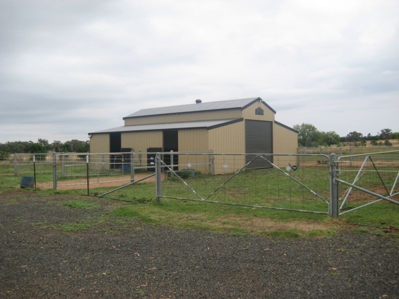 12R Kurrajong Drive, Dubbo NSW 2830