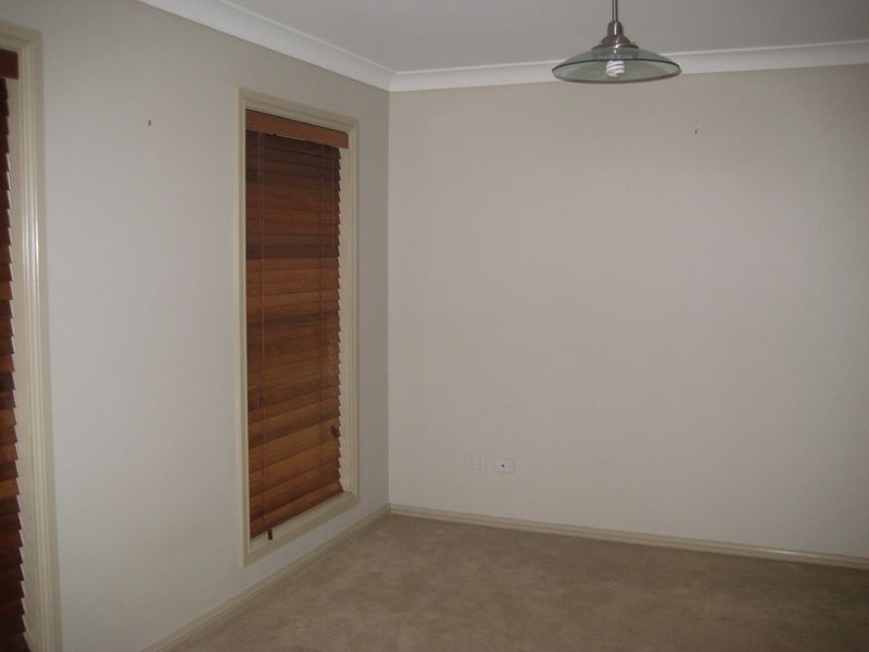 12 Cardiff Arms Avenue, Dubbo NSW 2830