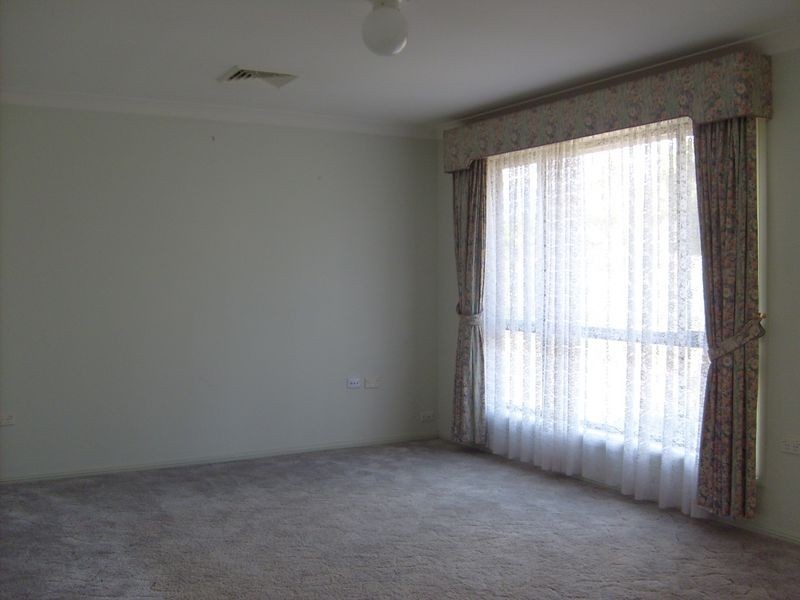 8 Jackwilliam Drive, Dubbo NSW 2830
