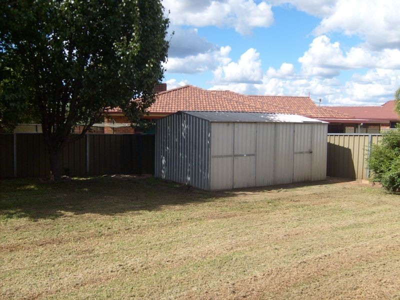 8 Jackwilliam Drive, Dubbo NSW 2830