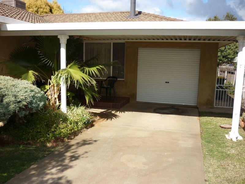 7 Doncaster Avenue, Dubbo NSW 2830