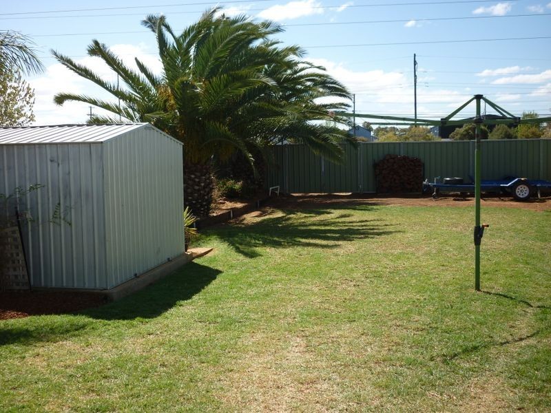 80 Birch Avenue, Dubbo NSW 2830