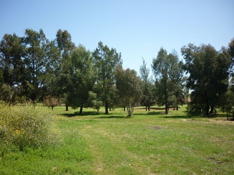 36 Lakeside Circuit, Dubbo NSW 2830