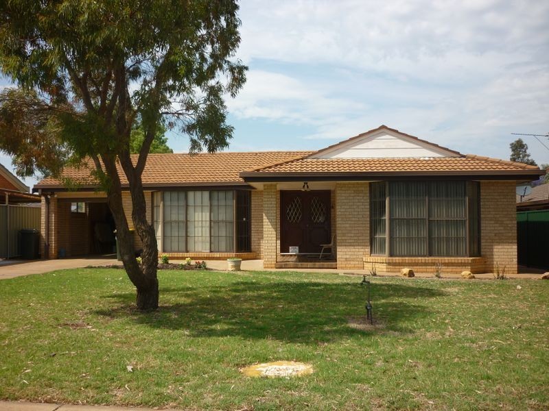 243 Myall Street, Dubbo NSW 2830