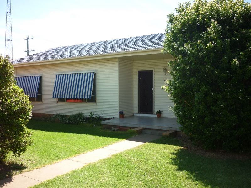 127 Murgah Street, Narromine NSW 2821