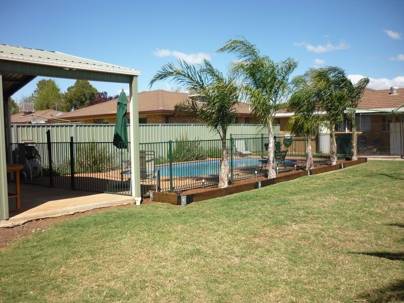 80 Birch Avenue, Dubbo NSW 2830