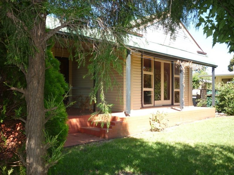 33 Elizabeth Street, Dubbo NSW 2830