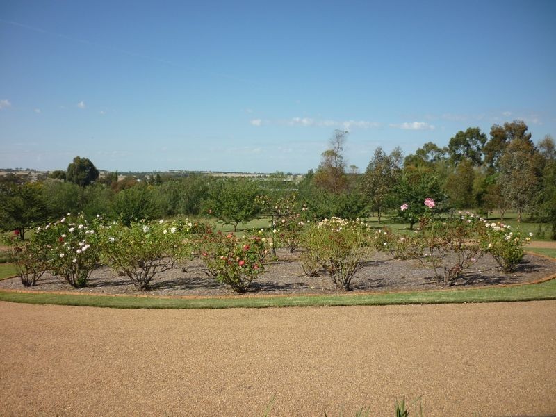 4L Debeaufort Drive, Dubbo NSW 2830