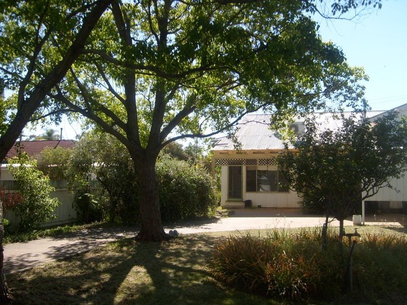 77 Wamboin Street, Gilgandra NSW 2827