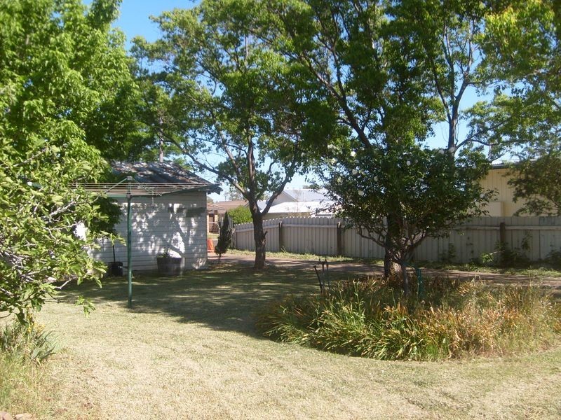 77 Wamboin Street, Gilgandra NSW 2827