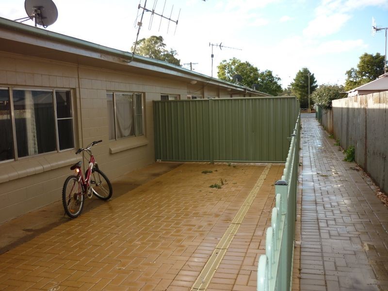 10 Ellengerah Street, Narromine NSW 2821