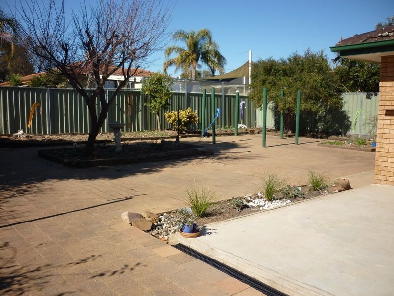 4 Gundarra Street, Dubbo NSW 2830