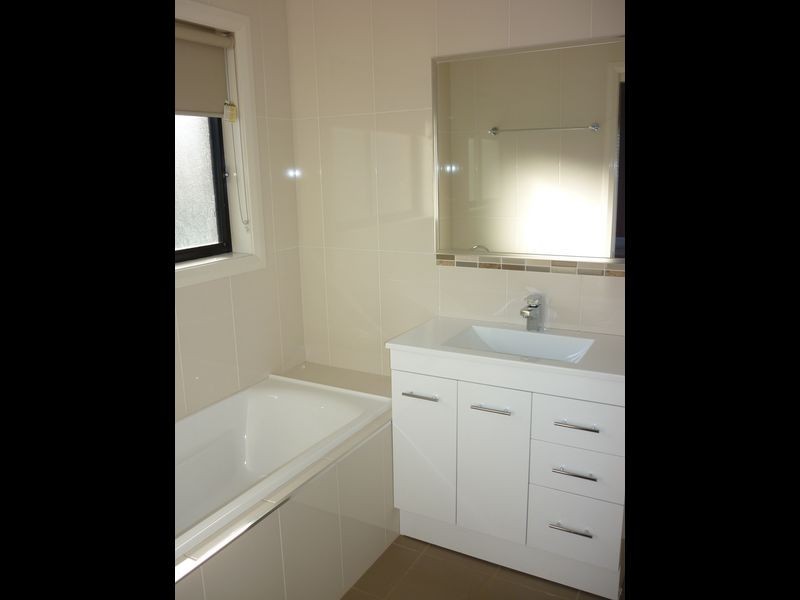 28 Dunheved Circle, Dubbo NSW 2830