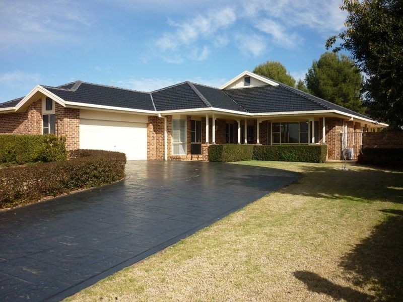 19 Englewood Avenue, Dubbo NSW 2830