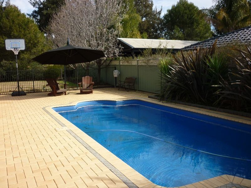 19 Englewood Avenue, Dubbo NSW 2830