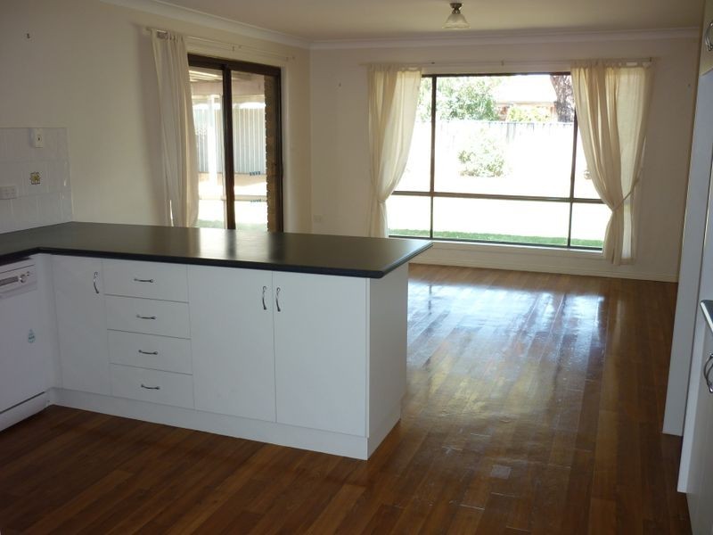 18 Welchman Street, Dubbo NSW 2830