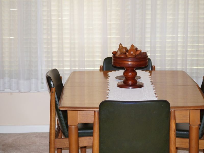 2 Lovett Ave, Dubbo NSW 2830