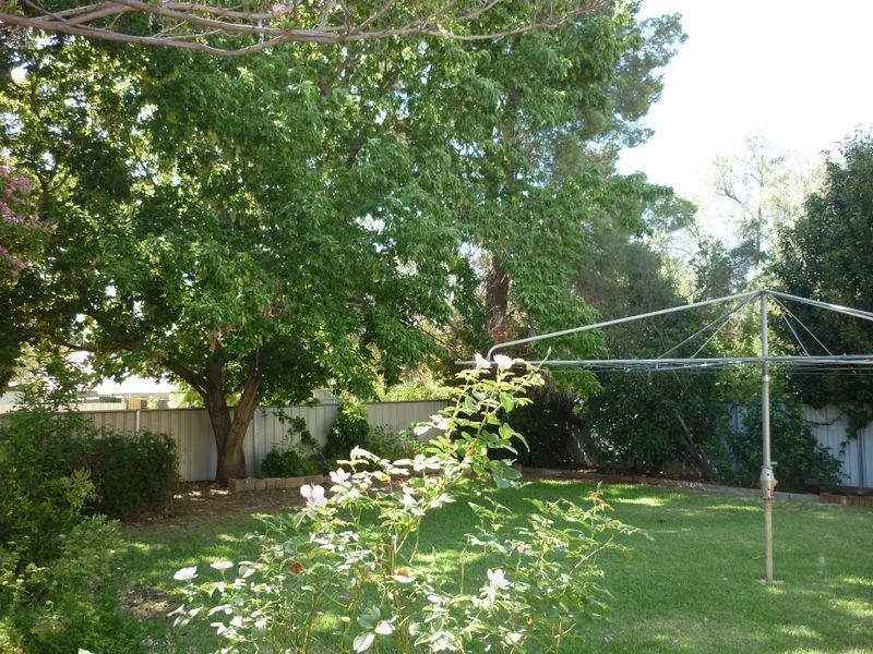 42 Taylor Street, Dubbo NSW 2830