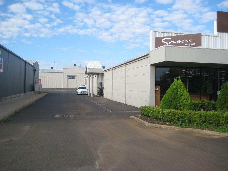 ‘Snooze’/231 Cobra Street, Dubbo NSW 2830