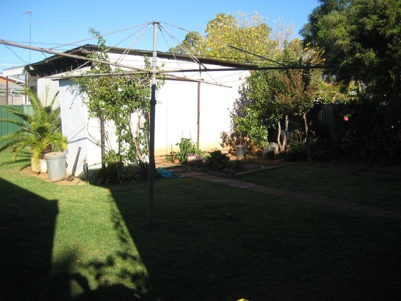66 Corbett Avenue, Dubbo NSW 2830