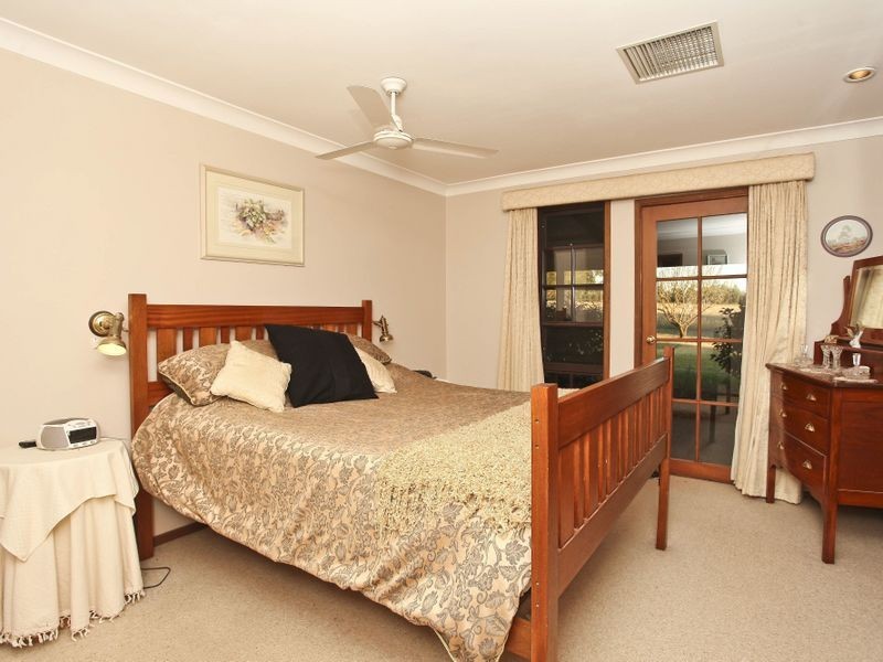 ‘Silverdale’/15R Beni Drive, Dubbo NSW 2830