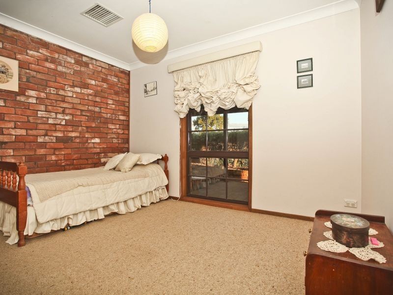 ‘Silverdale’/15R Beni Drive, Dubbo NSW 2830