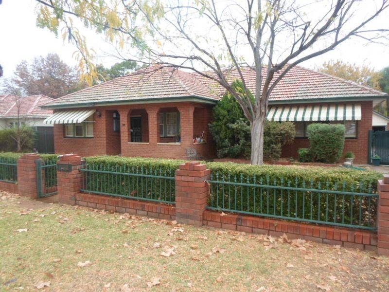 335 Darling Street, Dubbo NSW 2830