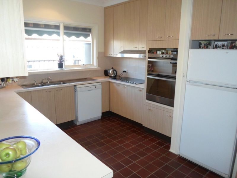 12 Topaz Street, Dubbo NSW 2830