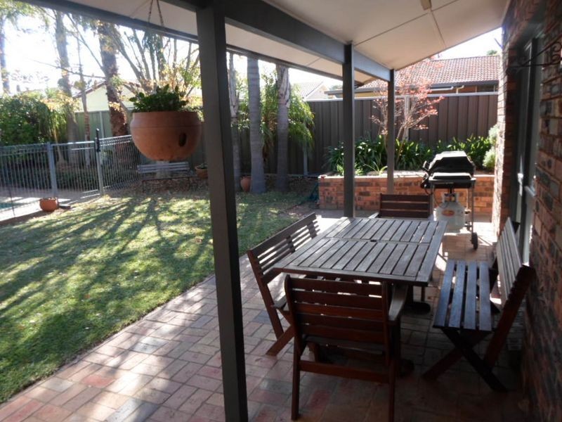 12 Topaz Street, Dubbo NSW 2830