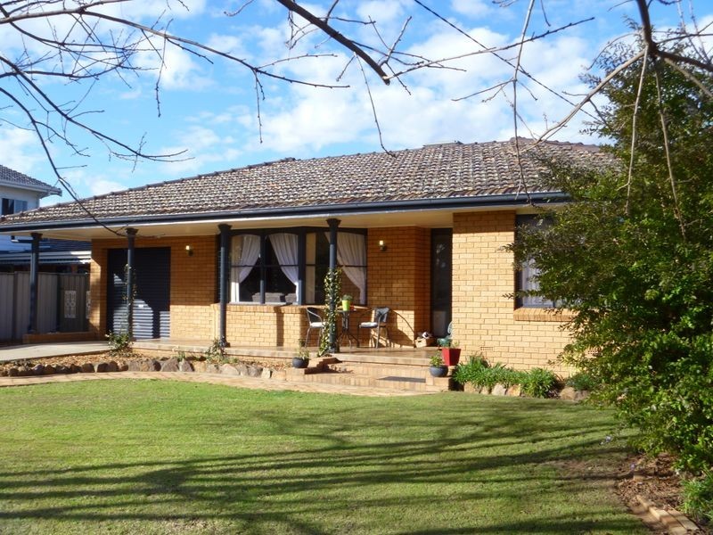4 Gundarra Street, Dubbo NSW 2830