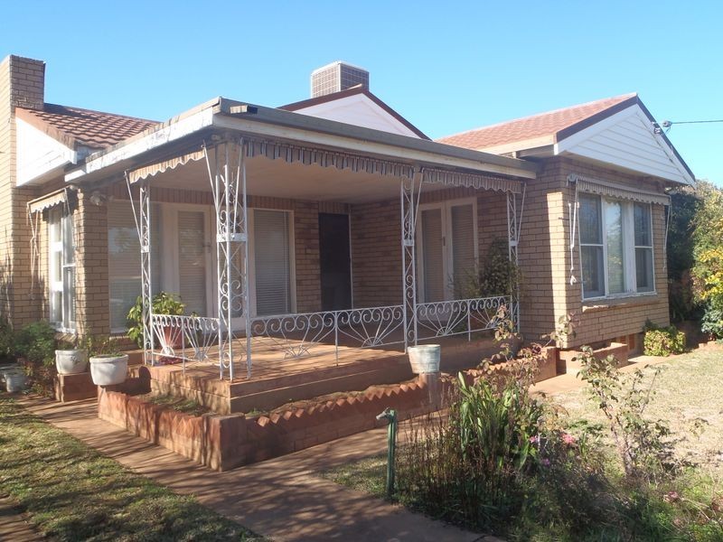 60 Crown Street, Dubbo NSW 2830