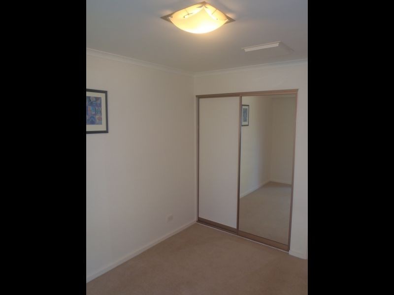 7 Barracks Close, Dubbo NSW 2830