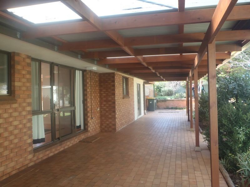 7 Barracks Close, Dubbo NSW 2830