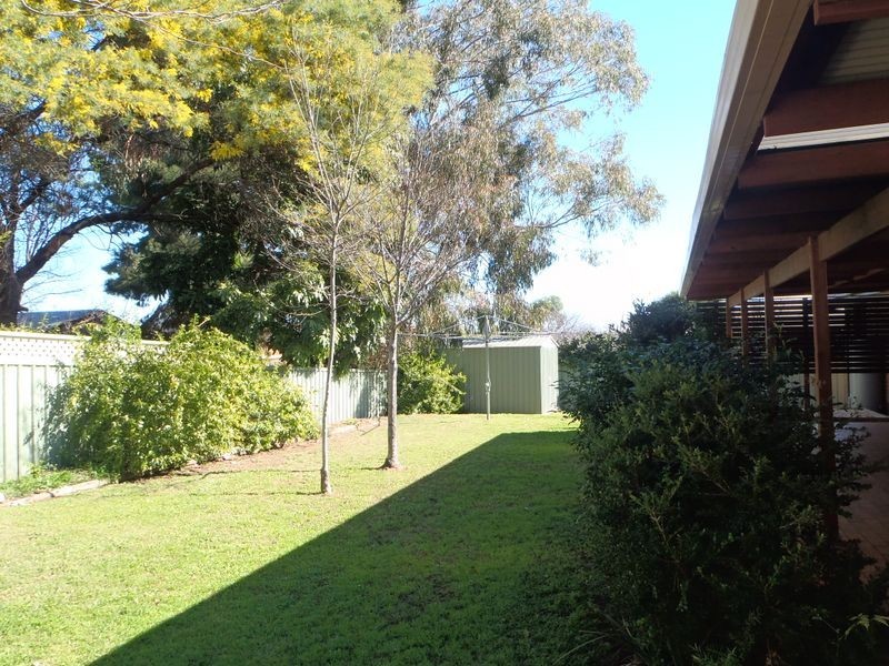 7 Barracks Close, Dubbo NSW 2830