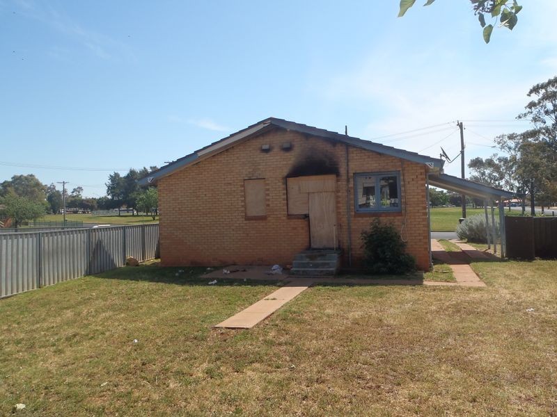 30 Armstrong Crescent, Dubbo NSW 2830