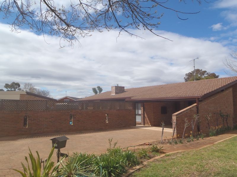 3 Osborne Place, Dubbo NSW 2830