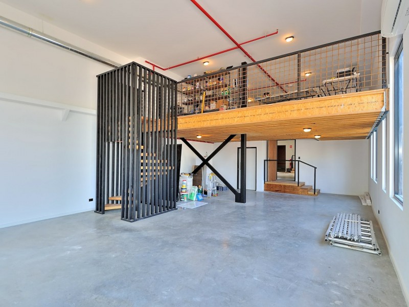 12 The Crescent, Midland WA 6056