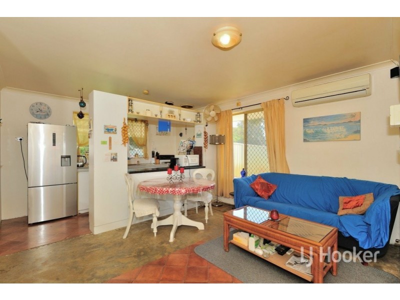 8 Roger Street, Midland WA 6056