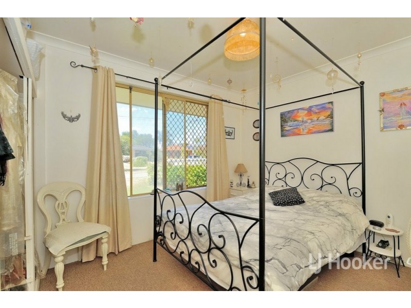 8 Roger Street, Midland WA 6056